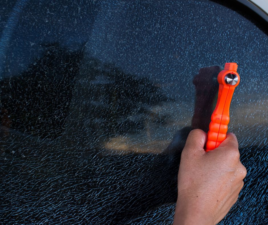 romper cristal de coche